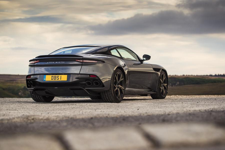  Aston Martin DBS Superleggera 2018 года  (UK) (фото 13 из 40)